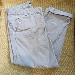 Gap Capris